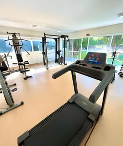 Pusat kecergasan dan/atau kemudahan kecergasan di Flat completo e bem localizado