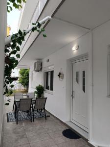 Balkón nebo terasa v ubytování Tatti's Apartment