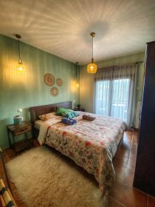 Postel nebo postele na pokoji v ubytování Ιξός Home