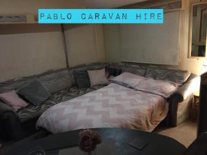 Gallery image of Rhyl en suite caravan in Kinmel Bay