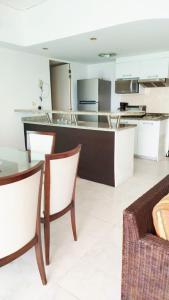 Gambar di galeri bagi Park Royal Depto de Lujo Frente Playa di Mazatlán +33 gambar