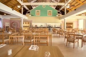 Restaurace v ubytování Iberostar Waves Punta Cana