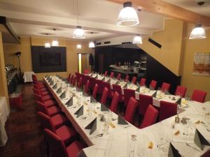 Restaurace v ubytování Hotel Fabrik Vösendorf