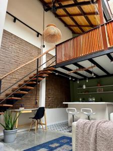 Χώρος καθιστικού στο Casa de lujo con vista a Cristo Rey