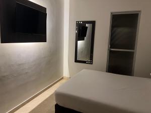 Afbeelding uit fotogalerij van Hotel Marialu in Ocaña +136 foto's