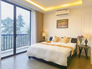 Ένα ή περισσότερα κρεβάτια σε δωμάτιο στο King Hill Vila +20 φωτογραφίες