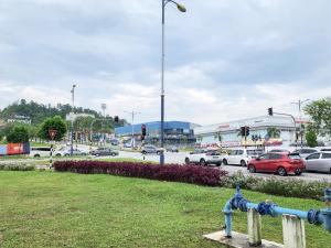 Fotografie z fotogalerie ubytování Rawang Home near Aeon 15 Pax WIFI Game Smart TV v destinaci Rawang
