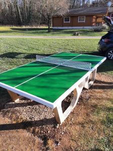 Tenis stołowy w obiekcie Chalet 17 tournesol Mauroux lub pobliżu