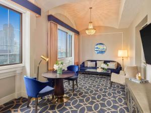 Posezení v ubytování Fairmont Hotel Vancouver