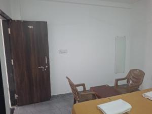 Fotografie z fotogalerie ubytování Jayshree Cottages v destinaci Tuljapur