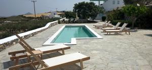 Bazén v ubytování Aegean Queen Villas nebo v jeho okolí