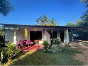 Zahrada ubytování Ganga Homestay Sigiriya