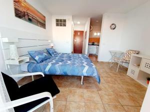 A bed or beds in a room at Agata Views