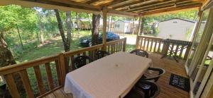 Balkón nebo terasa v ubytování Cap'Océan Lodge