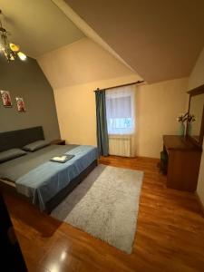 Postel nebo postele na pokoji v ubytování Отель Ренессанс