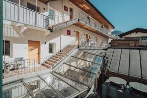 Rõdu või terrass majutusasutuses Feichter Hotel & Bistro