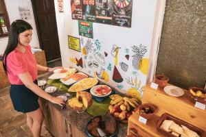 Comida no hostel ou em algum lugar perto