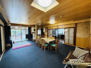 Posezení v ubytování Shiga Biwa Lake Shanshui House