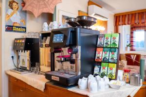 Coffee and tea making facilities at Panoramahof Ziegler