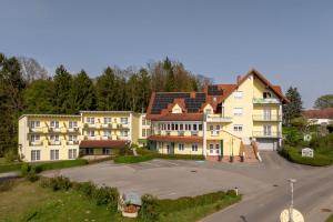 The building in which a szállodákat is located