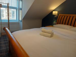 Postel nebo postele na pokoji v ubytování Hotel Room for work travel & leisure + 13 fotografií