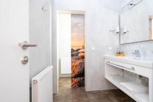 A bathroom at Panoramahof Ziegler
