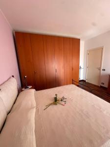 Postel nebo postele na pokoji v ubytování La Genesa - Le Grotte Rooms And Apartments