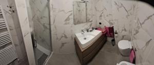 Koupelna v ubytování Room GRIGRA + 8 fotografií