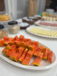 Makanan di atau berdekatan inn ini