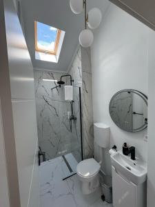 O baie la Moft Hotel Apartments Free Parking Self Check-In +30 fotografii