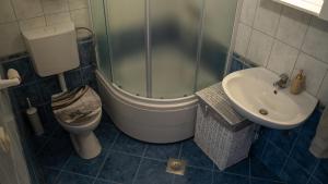 Koupelna v ubytování Apartman Marito + 6 fotografií
