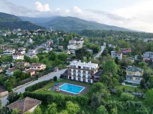 an aerial view of a residential neighborhood with a large house at My Green Otel in Sapanca