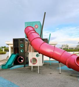 Area permainan anak di Cyber Highview-a self designed home