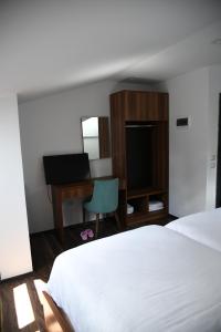 Gallery image of Two Brothers B A&S Hotel Bar & Restaurant in Valbonë +44 photos