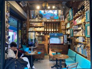 Khu vực ghế ngồi tại Balat Butik Hotel