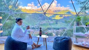 Nespecifikovaný výhled na hory nebo výhled na hory při pohledu z luxury tent