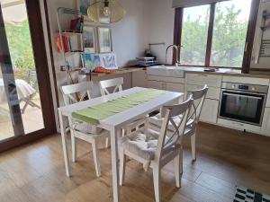 Kuchyňa alebo kuchynka v ubytovaní Casa Vacanze La Cuntintizza
