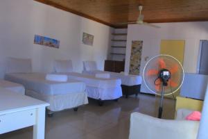 Postel nebo postele na pokoji v ubytování Creg Guest House Rustenburg