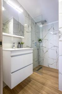 Ένα μπάνιο στο Bohemia Villas Nea Iraklitsa