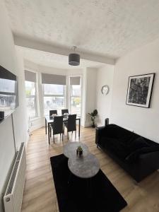 Et tv og/eller underholdning på West Bridgeford luxury Apartments