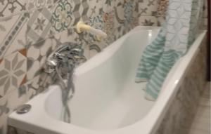 A bathroom at Cozy Apartment In Marina Di Santangelo