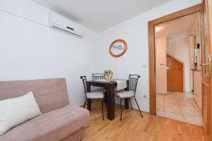 Posedenie v ubytovaní Apartment Duje