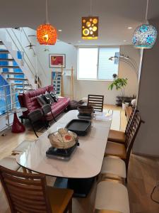 Istumisnurk majutusasutuses 新築 MUJI House 無印良品の家 新宿まで20分 駅まで徒歩7分 Walmart, Don Don Donki and 成城石井 at Tanashi Station