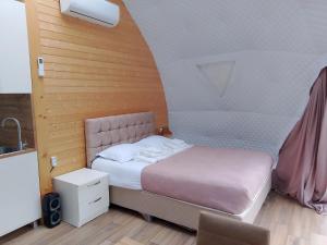 Voodi või voodid majutusasutuse Glamping Machakhela 2 toas