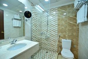 Koupelna v ubytování Abraj Al Tayseer Tuwa Hotel