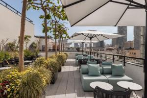 Μπαλκόνι ή βεράντα στο Gymnasia Isrotel, a Tribute Portfolio Hotel