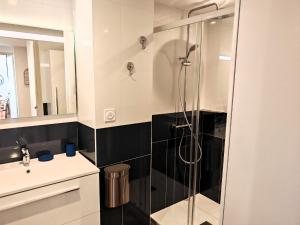 Bilik mandi di La parenthese bleue +18 gambar