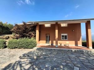 Budova, kde se vila nachází