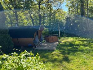 En have udenfor La casa Pacha Mama Sauna en Hottub