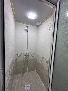 Phòng tắm tại Hostel Buxoriy